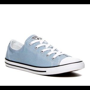 BRAND NEW! Converse sneakers! Size 7